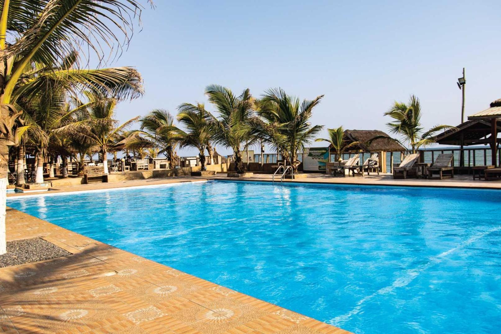 Ocean Green Beach Resort Prampram Ngoại thất bức ảnh