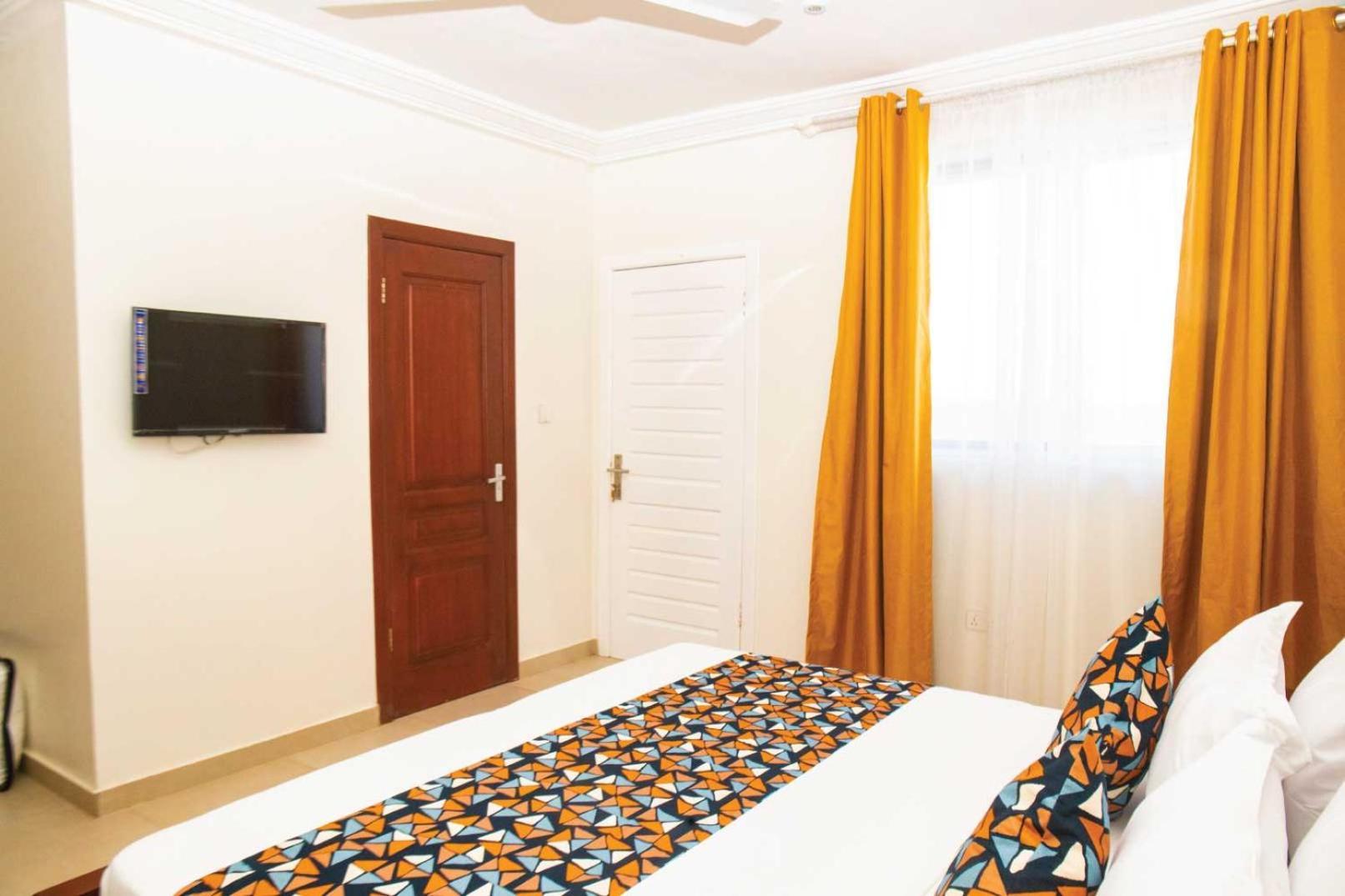 Ocean Green Beach Resort Prampram Ngoại thất bức ảnh