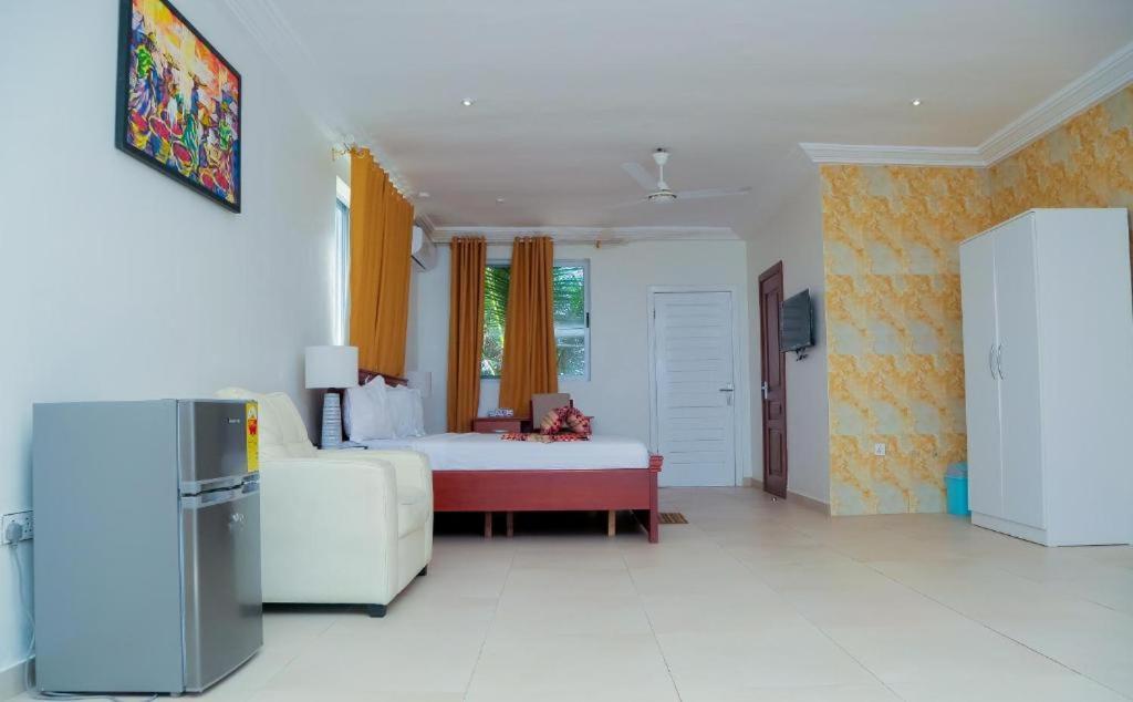 Ocean Green Beach Resort Prampram Ngoại thất bức ảnh